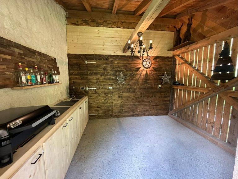 Chalet Barney