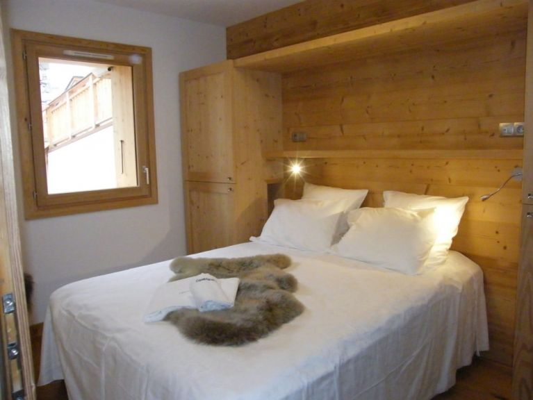 Chalet Caseblanche zondag t/m zondag Landenoire met houtkachel, sauna en whirlpool
