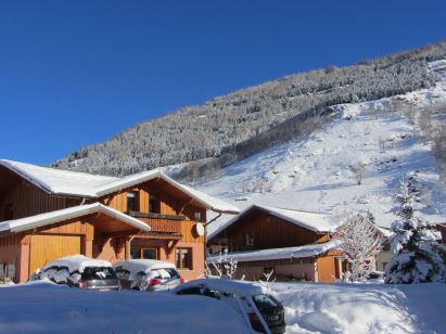 Chalet Lacuzon Snow Paradise-1