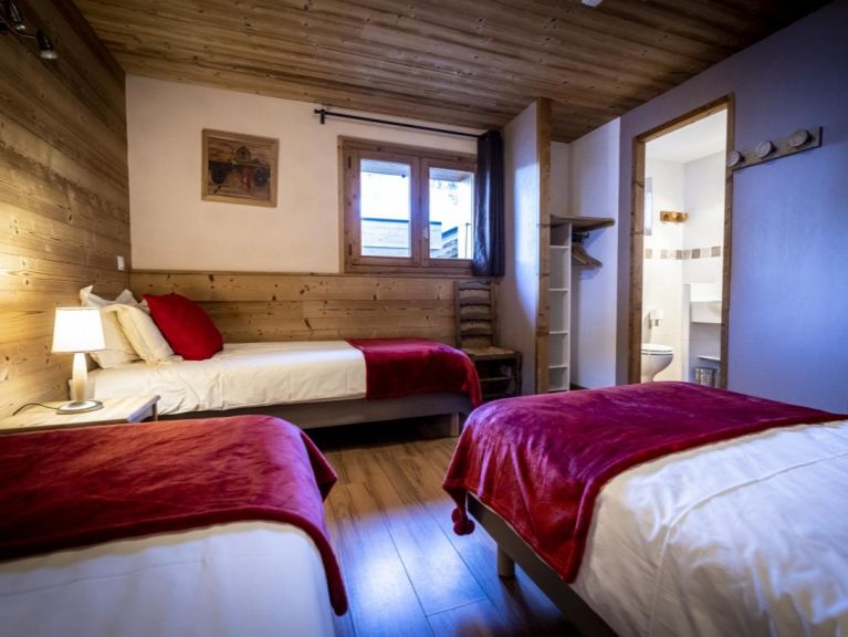 Chalet du Cocoon Pierra Menta 2 met sauna en gedeelde buiten-whirlpool