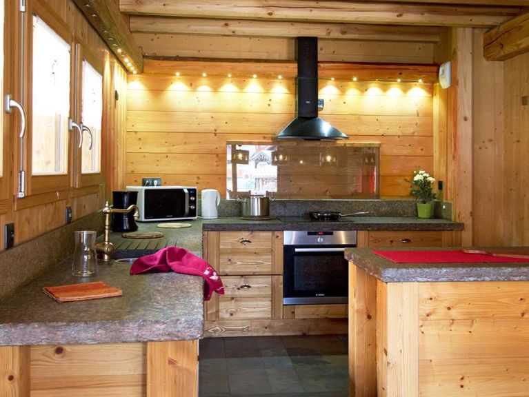 Chalet Le Loup Lodge met privé zwembad en sauna