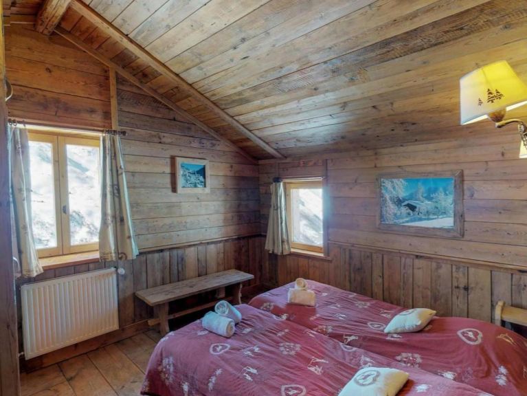 Chalet Necou met sauna