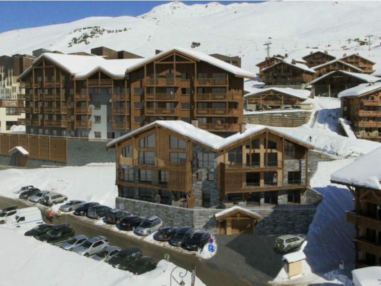 Chalet-appartement Chalet 2000 met buiten whirlpool