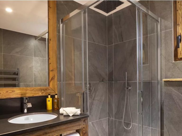 Chalet Caseblanche McFoggin met open haard en sauna