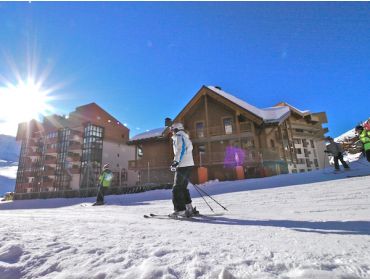 Skidorp Hoogst gelegen wintersportplaats van Europa met bruisend nachtleven-2