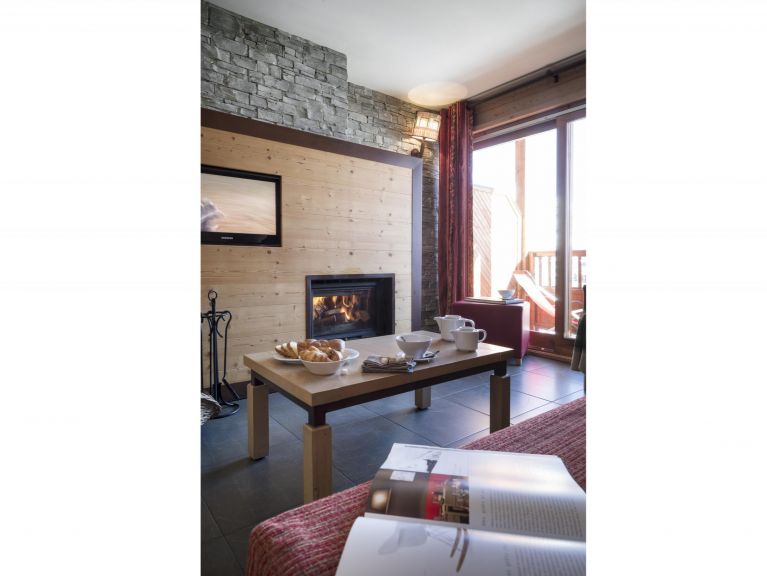 Chalet-appartement Résidence Village Montana met open haard en sauna