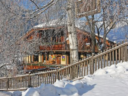 Chalet de Claude met sauna en outdoor hot tub-1