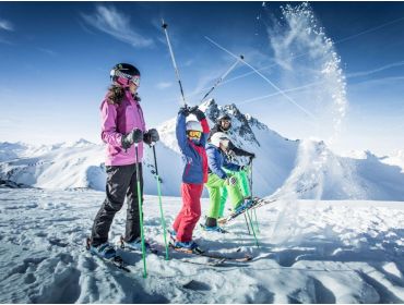Skidorp Makkelijk bereikbaar wintersportdorp met gezellige après-ski-6