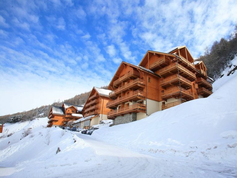 Résidence Le Hameau & Les Chalets de la Vallée d'Or 