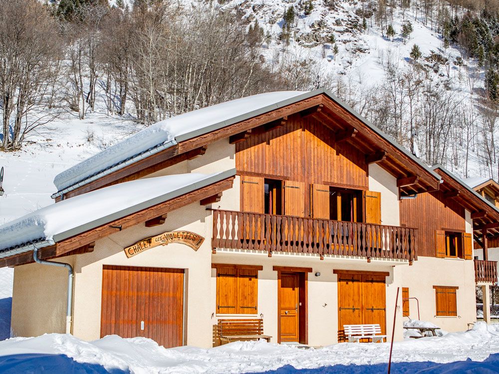 Chalet Violettes in Villarabout