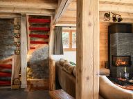 Chalet Le Hameau des Marmottes met familiekamer en sauna-17