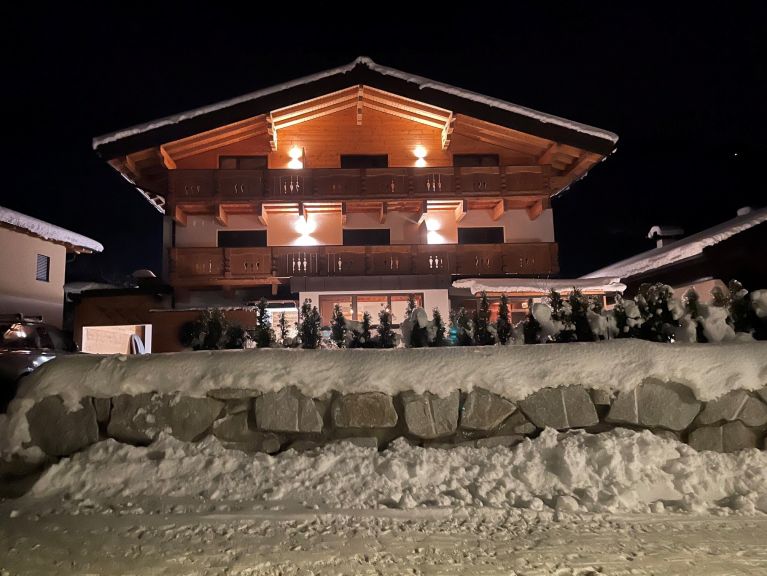 Appartement Am Bach Hirsch