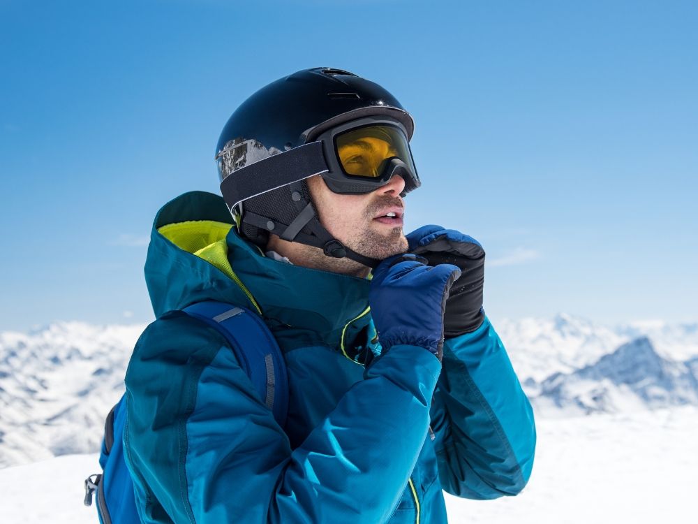 skihelmplicht italië