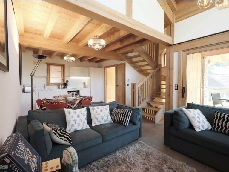 Chalet Caseblanche Serendipity met houtkachel en sauna