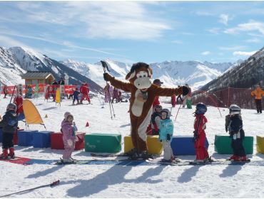 Skidorp Authentiek, zonnig wintersportdorp met goede sneeuwcondities-2