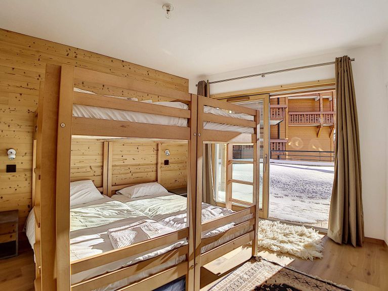 Chalet-appartement Chalet 2000 met buiten whirlpool