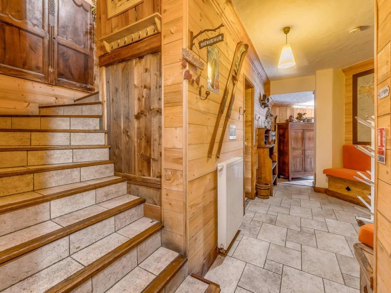 Chalet Iseran met buiten-whirlpool, sauna en hammam