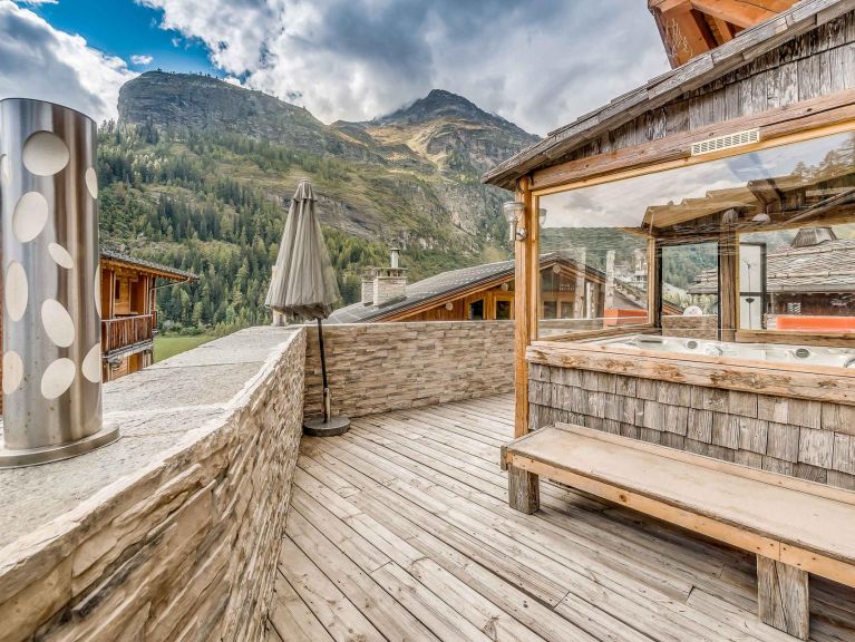 Chalet Iseran met buiten-whirlpool, sauna en hammam