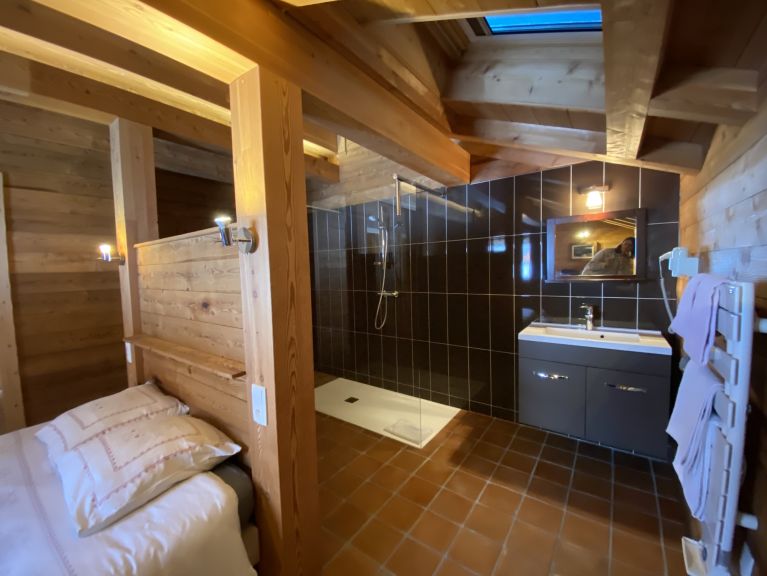Chalet CYA01