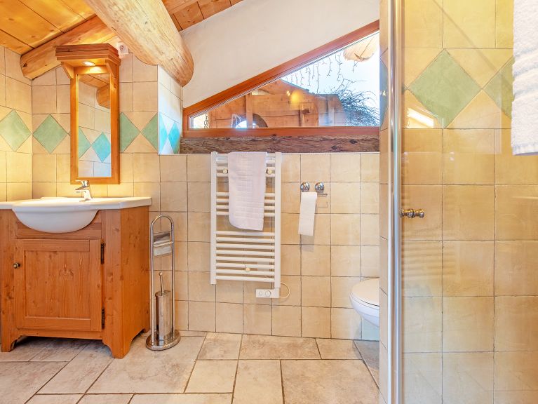 Chalet Père Marie met buiten-whirlpool  en sauna