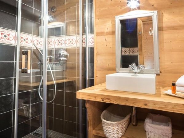 Chalet Le Joyau des Neiges met sauna en whirlpool