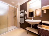 Appartement Sissipark Schönberg-Lachtal met privé-sauna-10