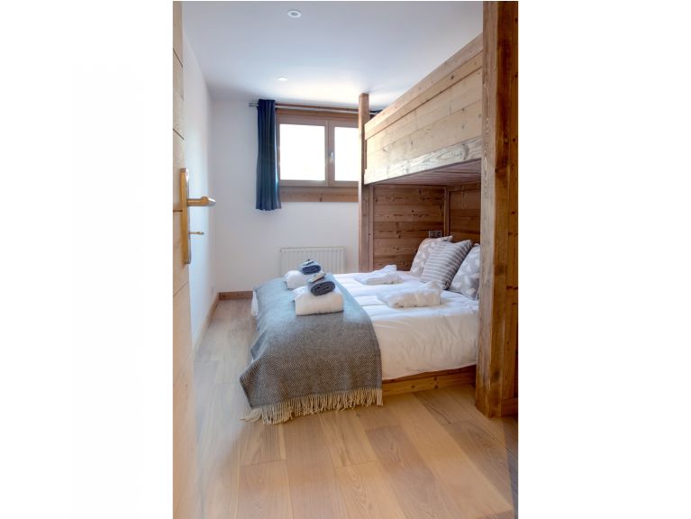 Chalet Les Trois Bonheurs met buiten-whirlpool