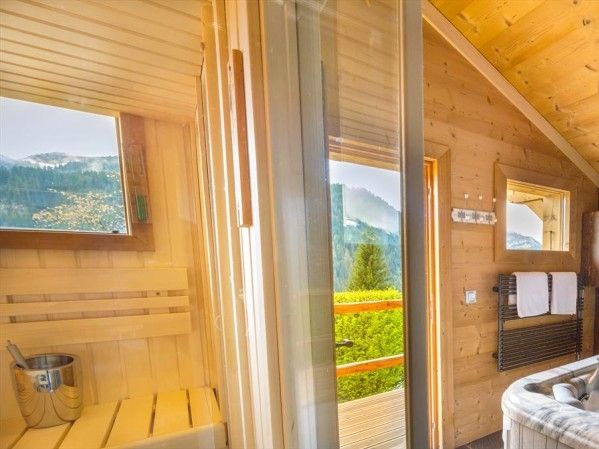 Chalet Le Joyau des Neiges met sauna en whirlpool