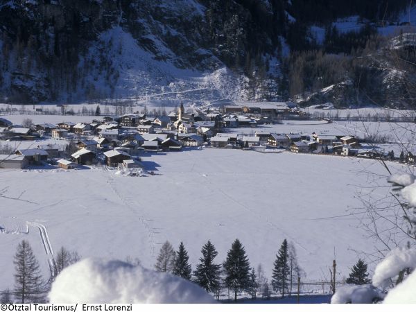 Skidorp Klein wintersportdorpje dichtbij Längenfeld en Sölden-1