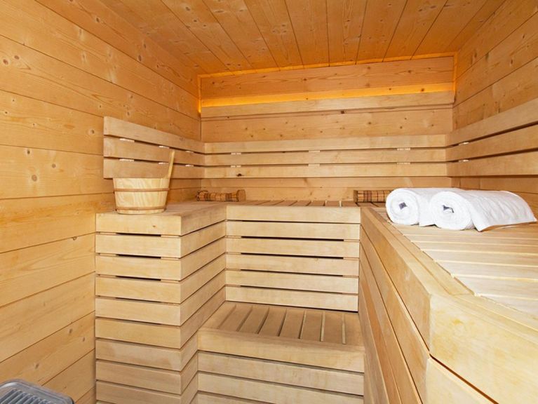 Chalet Le Loup Lodge met privé zwembad en sauna