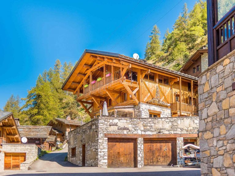 Chalet Iseran met buiten-whirlpool, sauna en hammam