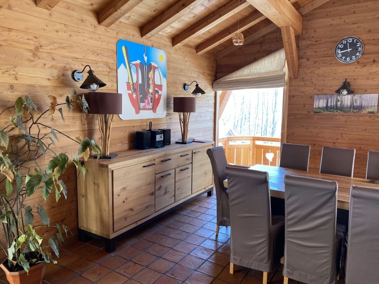 Chalet CYA01