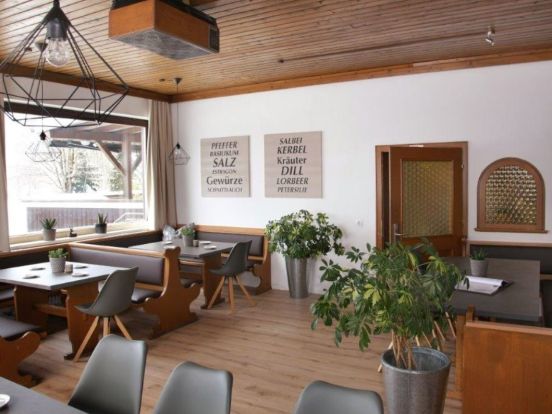 Chalet Edelweiss am See-2