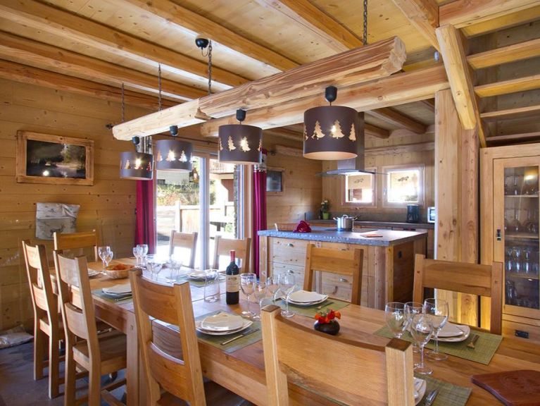 Chalet Le Prestige Lodge met privé-zwembad