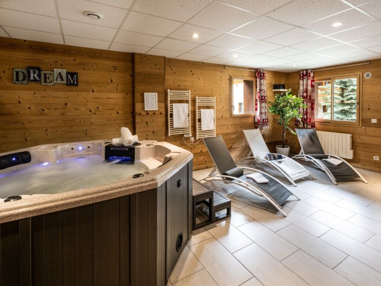 Chalet Lacuzon Snow Pearl