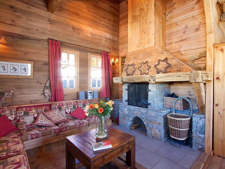 Chalet de L'Altiport Melusine met sauna en whirlpool
