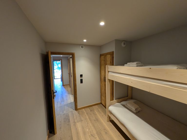 Chalet Sika