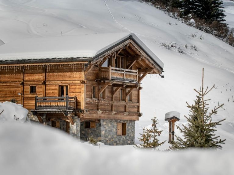 Chalet du Cocoon Mont-Blanc met buiten-whirlpool