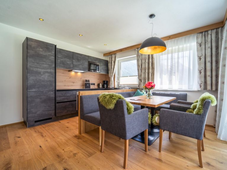 Chalet-appartement Pettneu Top 2