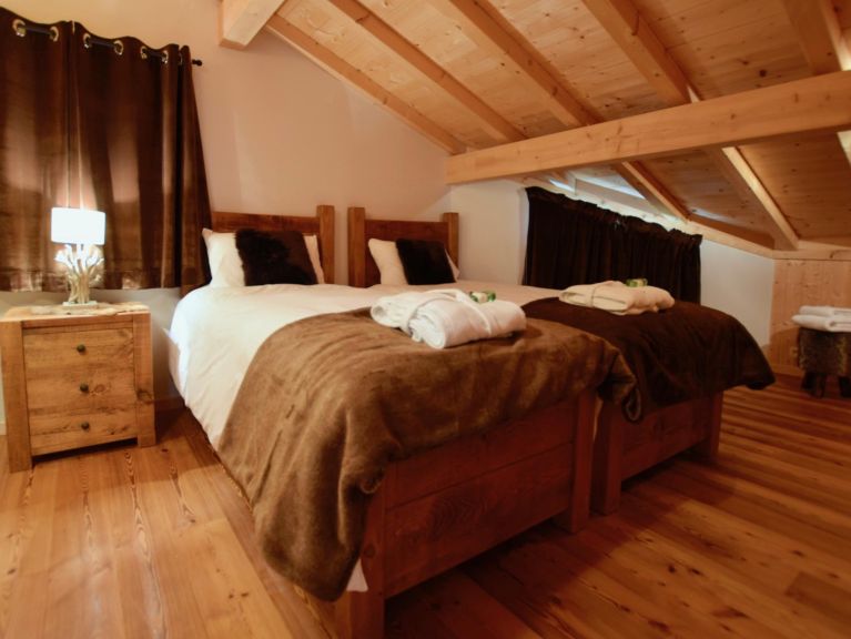 Chalet Imperial met sauna en buiten-whirlpool