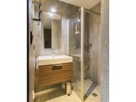 Chalet du Saix met privé-zwembad-16