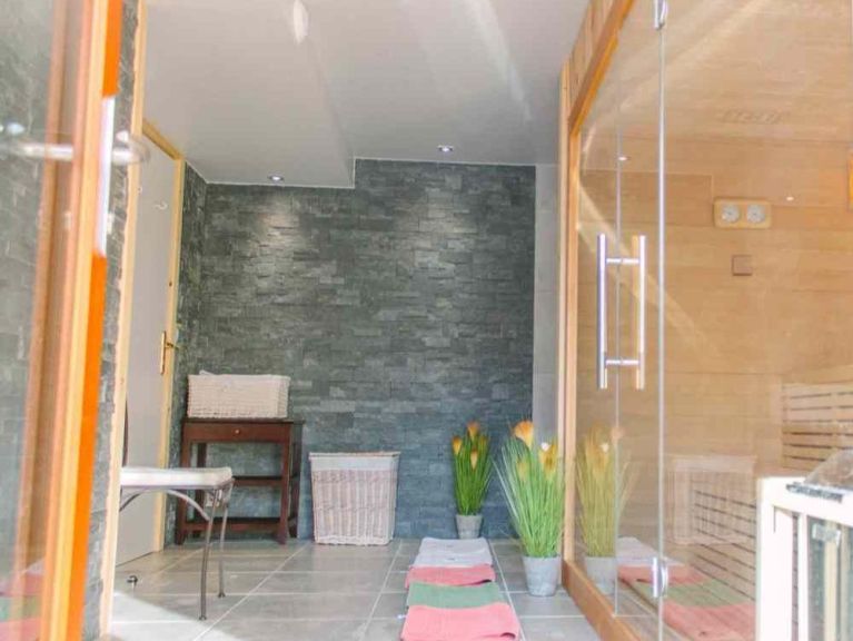 Chalet Saskia met sauna en buiten-whirlpool