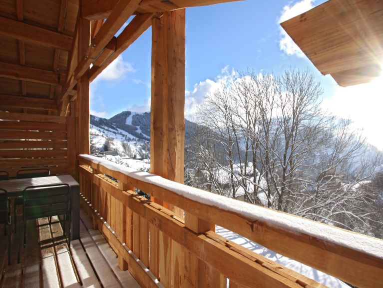 Chalet Nuance de Gris met buiten-whirlpool