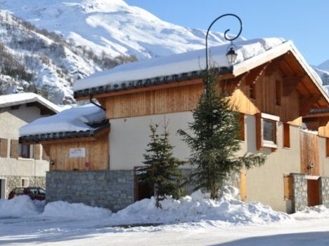Chalet Loriquet Jaune