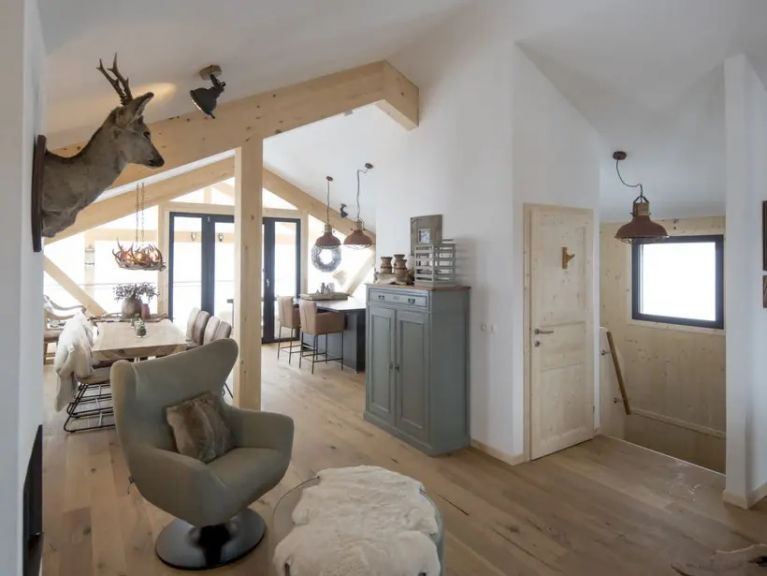 Chalet Reiteralm met outdoor whirlpool