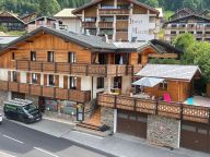 Chalet-appartement l'Ours met buiten-whirlpool-29