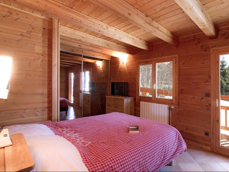 Chalet Le Panorama met buiten-whirlpool