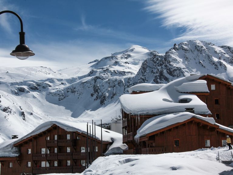 Chalet-appartement Résidence Village Montana met open haard en sauna