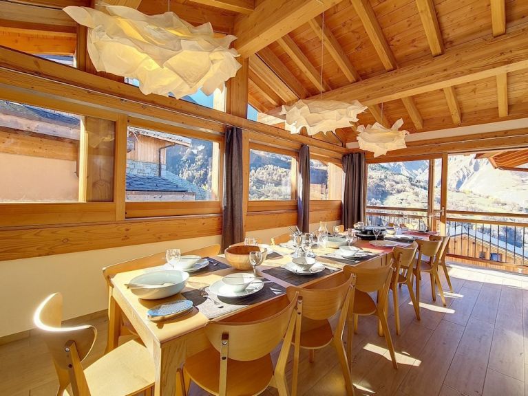 Chalet Caseblanche Litote met open haard en sauna