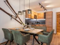 Chalet-appartement AlpenParks Taxacher Premium-4